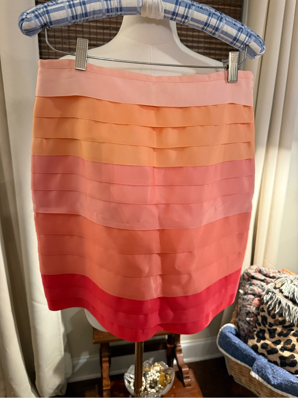 J. McLaughlin Ombre Tiered Mini Skirt in Pink, Coral, Peach and Red